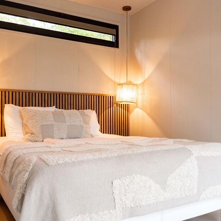 Luxe Tiny House Stec Midden Op De Veluwe In Nunspeet Vila Exterior foto