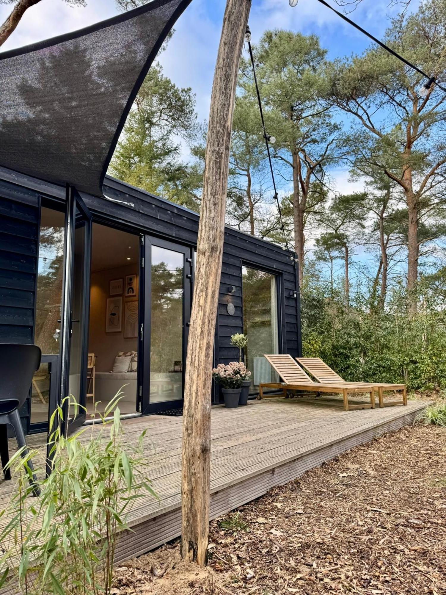 Luxe Tiny House Stec Midden Op De Veluwe In Nunspeet Vila Exterior foto